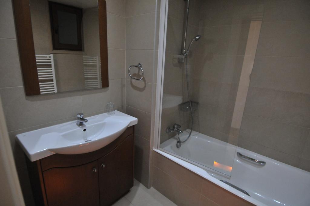 Ithaki Phinikoudes Apartment No. 102 Larnaca Pokoj fotografie