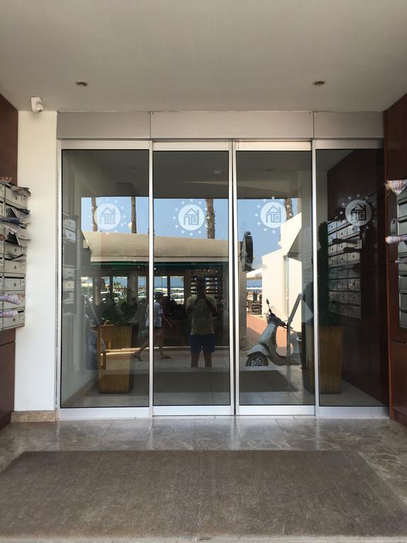 Ithaki Phinikoudes Apartment No. 102 Larnaca Exteriér fotografie