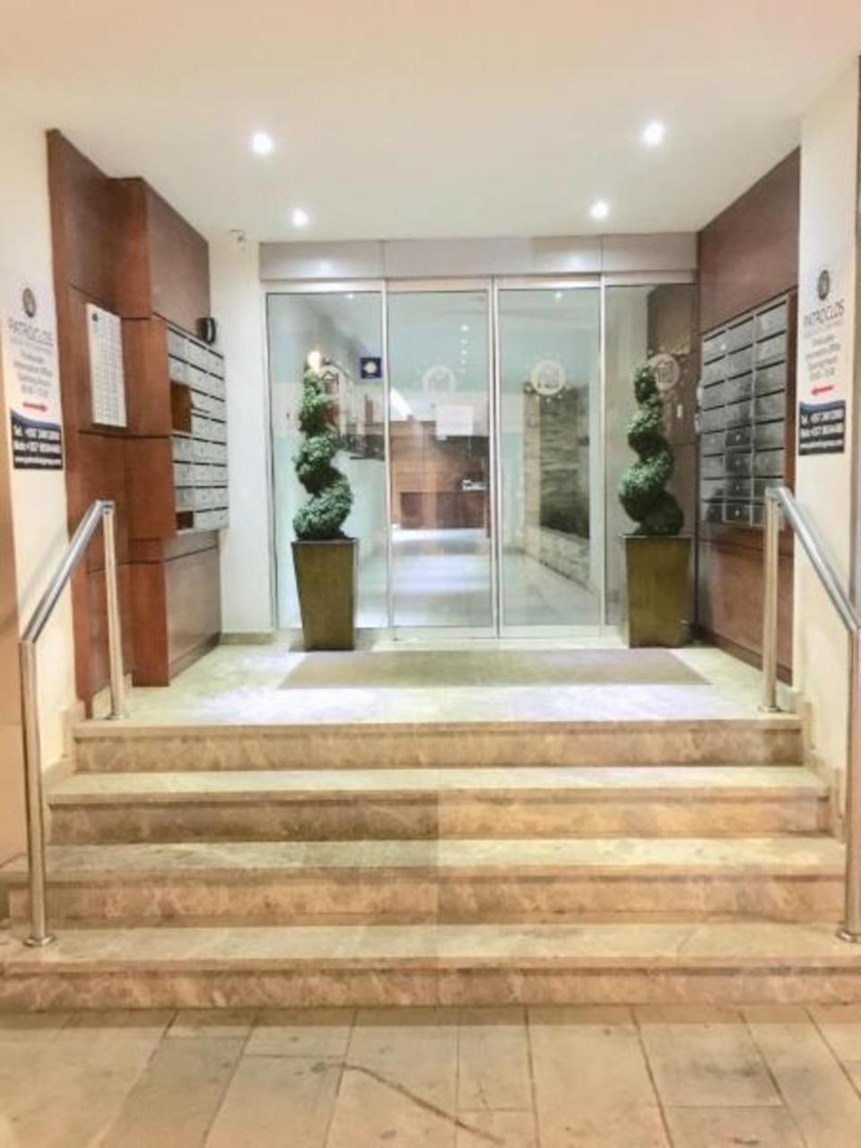 Ithaki Phinikoudes Apartment No. 102 Larnaca Exteriér fotografie